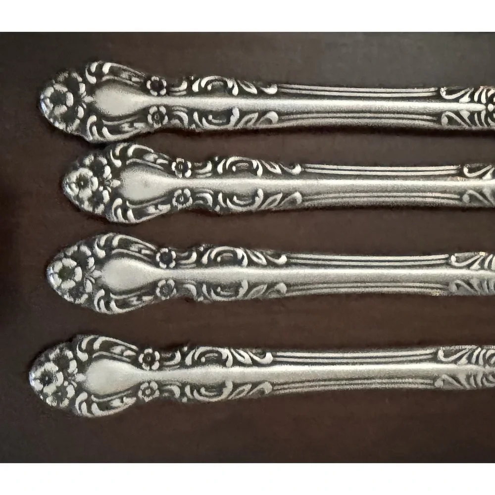 Set of 4 Stainless Steel Dinner Knives, EKCO Eterna made in Japan, floral handle